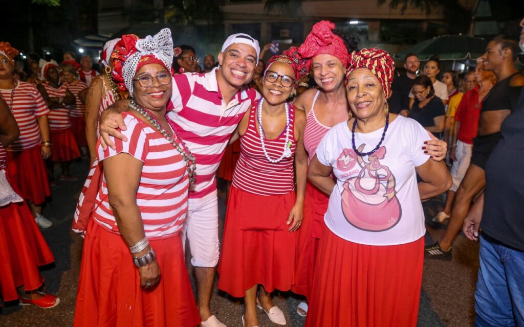 Acadêmicos do Salgueiro realiza primeiro ensaio de rua rumo ao Carnaval 2024