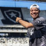 Ei, psiu! Emerson Dias é o novo Intérprete da Botafogo Samba Clube