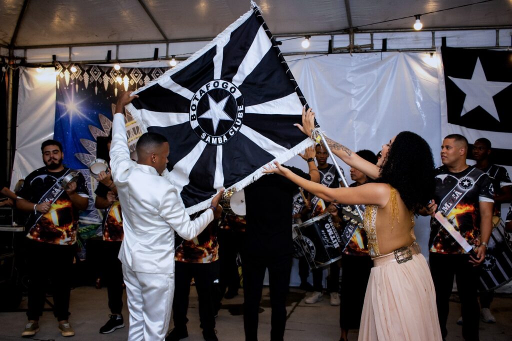 “Uma Gloriosa História em Preto e Branco”