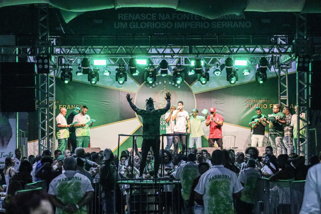 Império Serrano realiza feijoada no próximo sábado (15) para apresentar equipe e coroar Quitéria Chagas como rainha de bateria