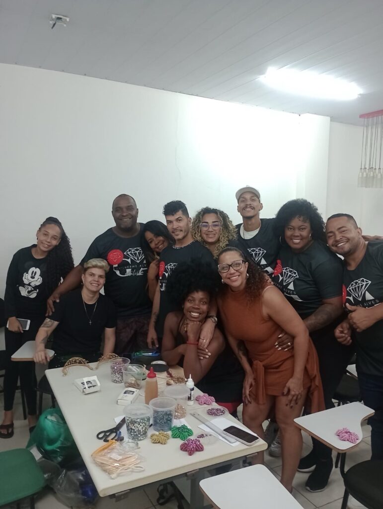 Guilherme Alves, estilista das estrelas, realiza 2ª edição do curso de confecção de fantasias