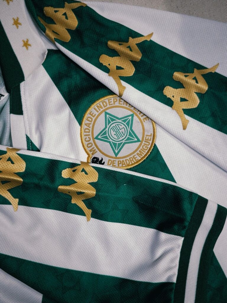 Mocidade Independente de Padre Miguel firma parceria com a Kappa em celebração ao Dia do Futebol