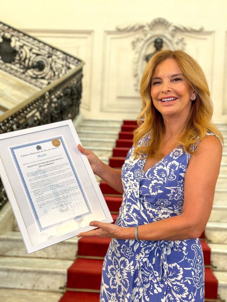 Paula Bergamin, a “Vovó Musa” de Vila Isabel, é homenageada na Câmara Municipal do Rio de Janeiro