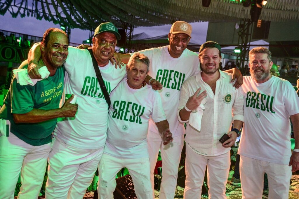 “Rufam atabaques da Imperatriz!” Parceria de Me Leva é a grande vencedora na Imperatriz Leopoldinense para o Carnaval 2025
